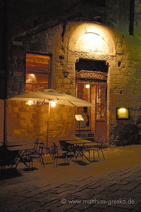07 Juli.JPG - Restaurant in Siena